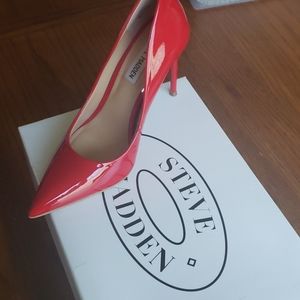 Steve Madden Red Stelleto Pumps